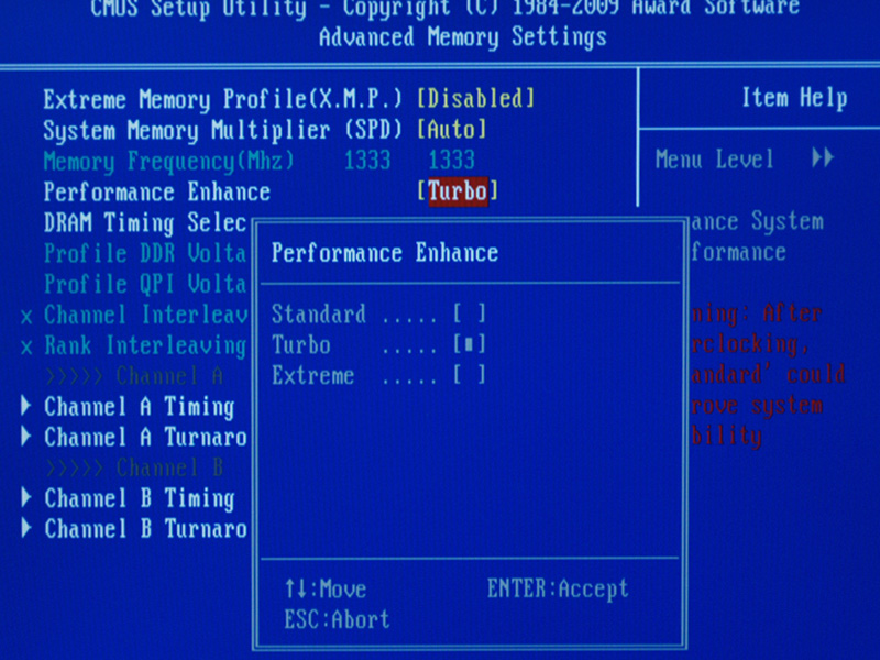 Скриншоты из BIOS по возможностям Gigabyte GA-P55-UD5